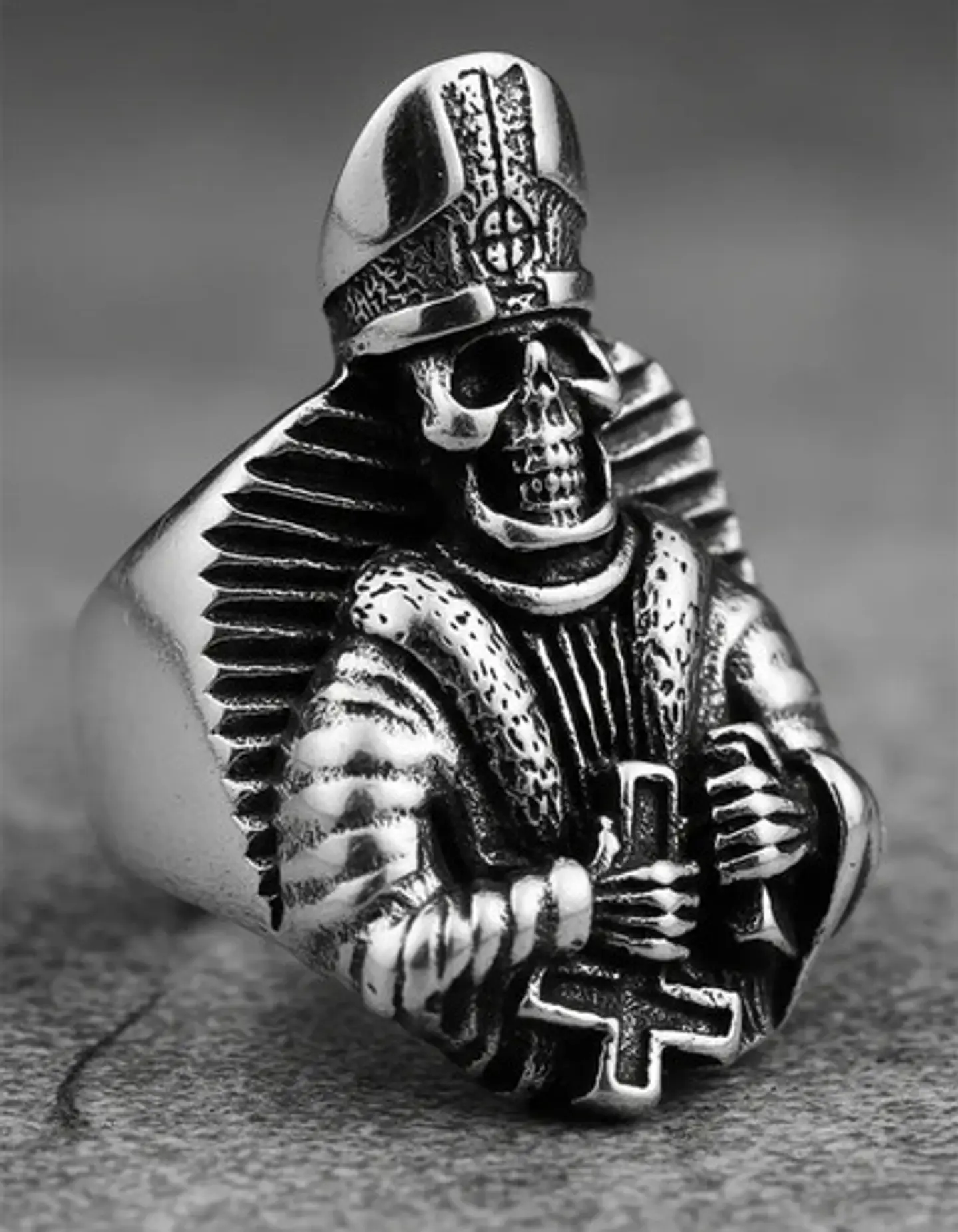 Anillo Para Hombre Forma De Esqueleto Cruz Invertida Cráneo 6