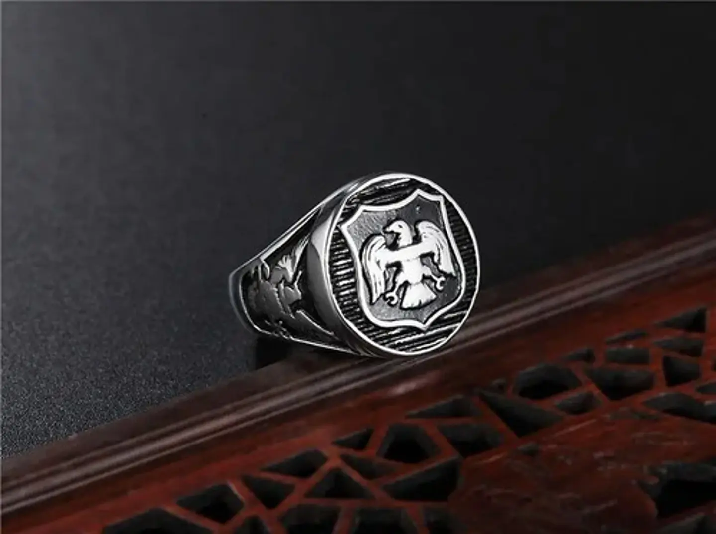 Anillo Acero Inoxidable Militar Águila Color Plata Hombre  2