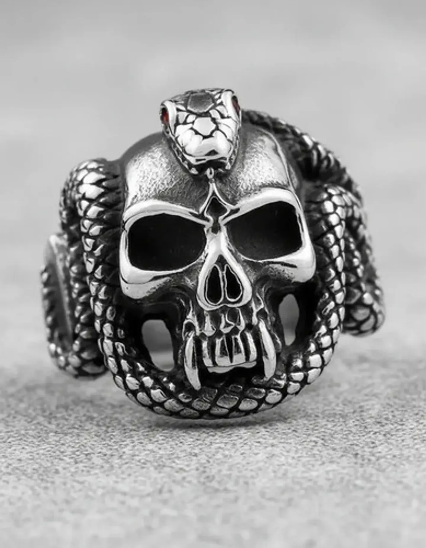 Anillo Cráneo Calavera Color Plata Acero Inoxidable Hombre 4