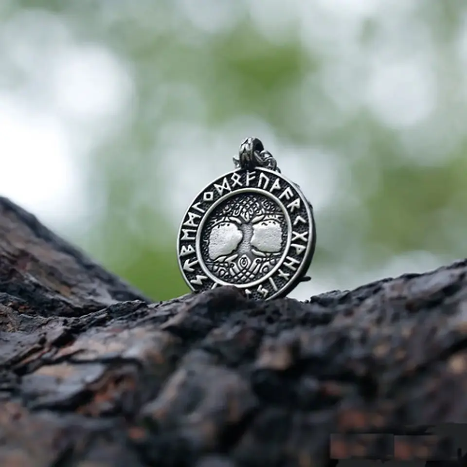 Collar Doble Cara Vikingo Odin Runas Acero Inoxidable Hombre Plateado 3