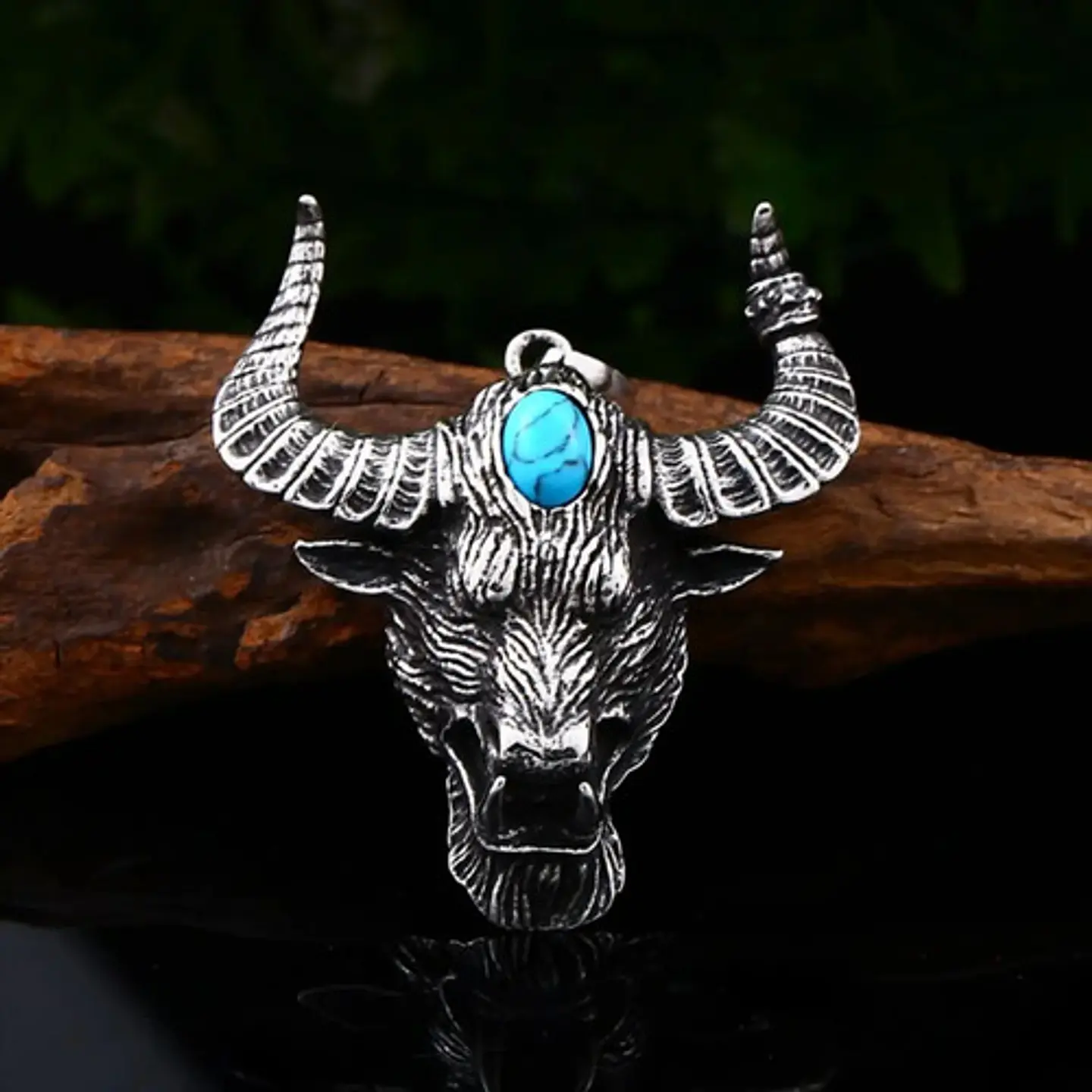 Collar Para Hombre Con Dije Minotauro De Acero Color Plata 8