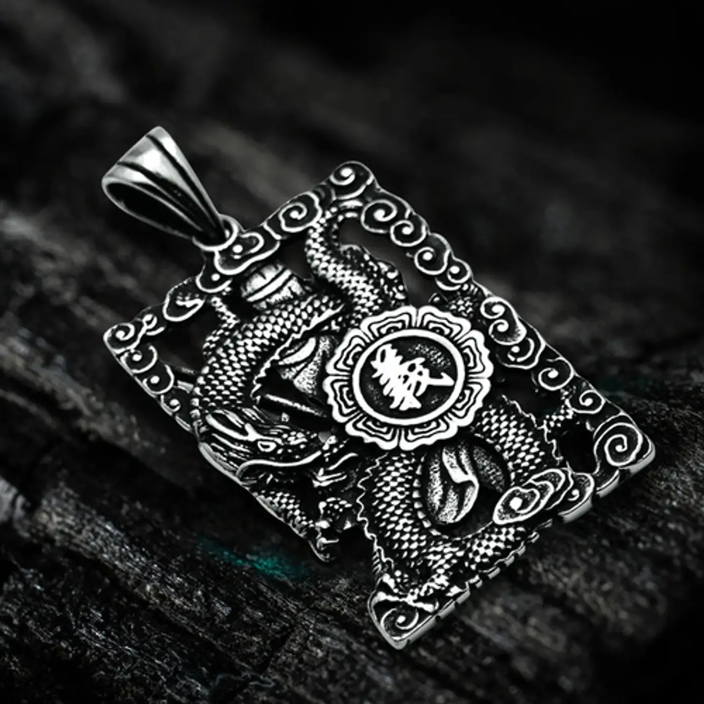 Collar Para Hombre Con Dije Guan Yu Cultura China De Acero  Plateado 8