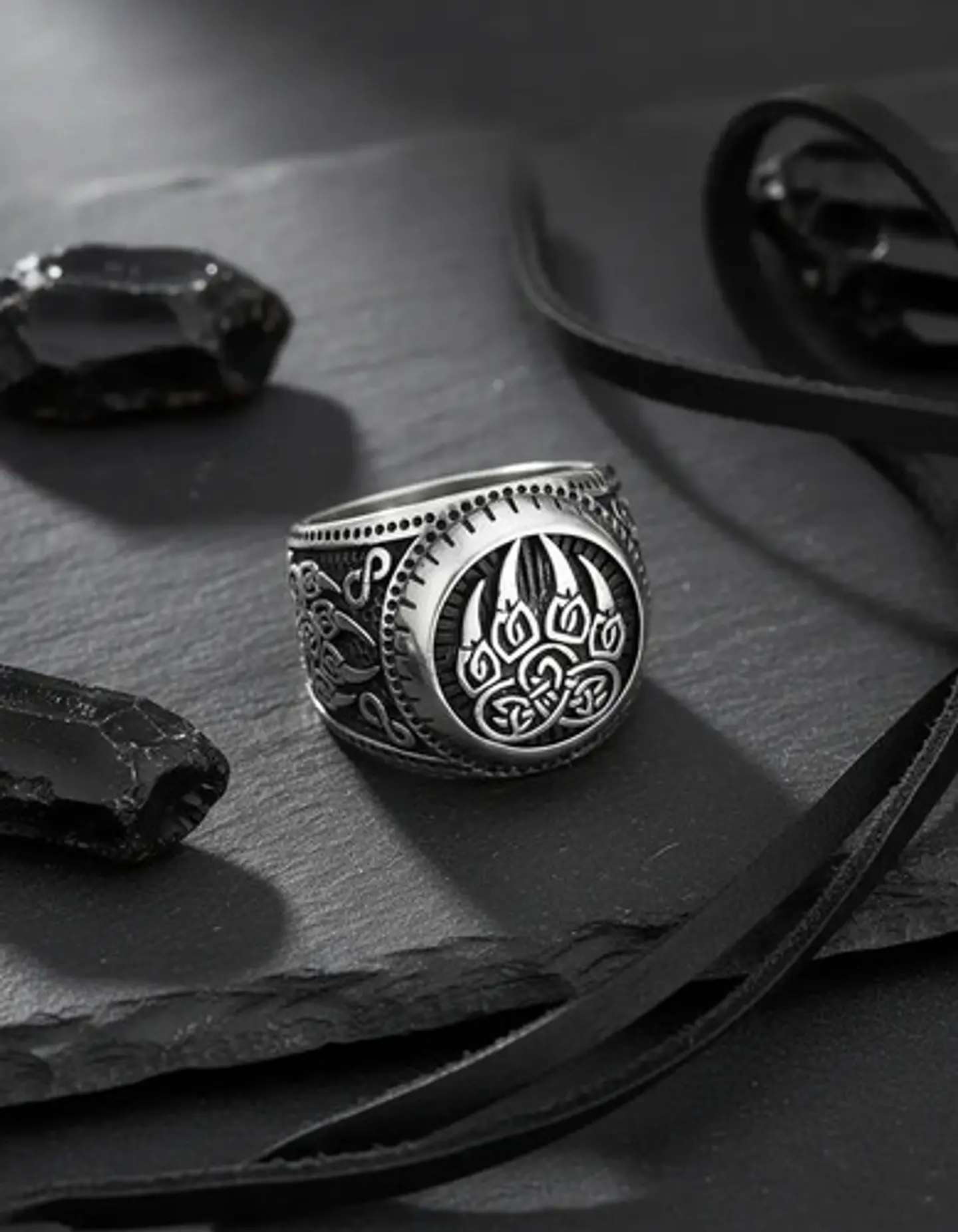 Anillo Para Hombres Vikingo Garra Oso Color Plata De Acero 9