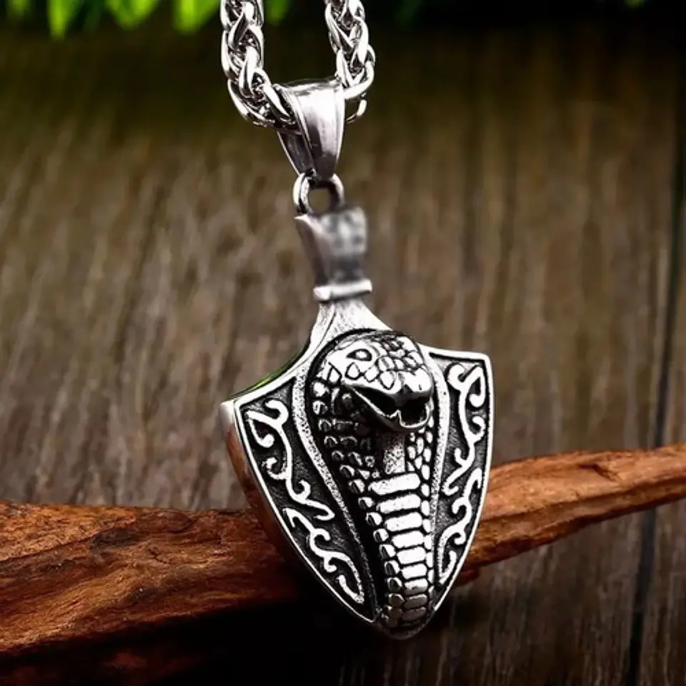 Collar Serpiente Cobra Color Plata Acero Inoxidable Hombre 5