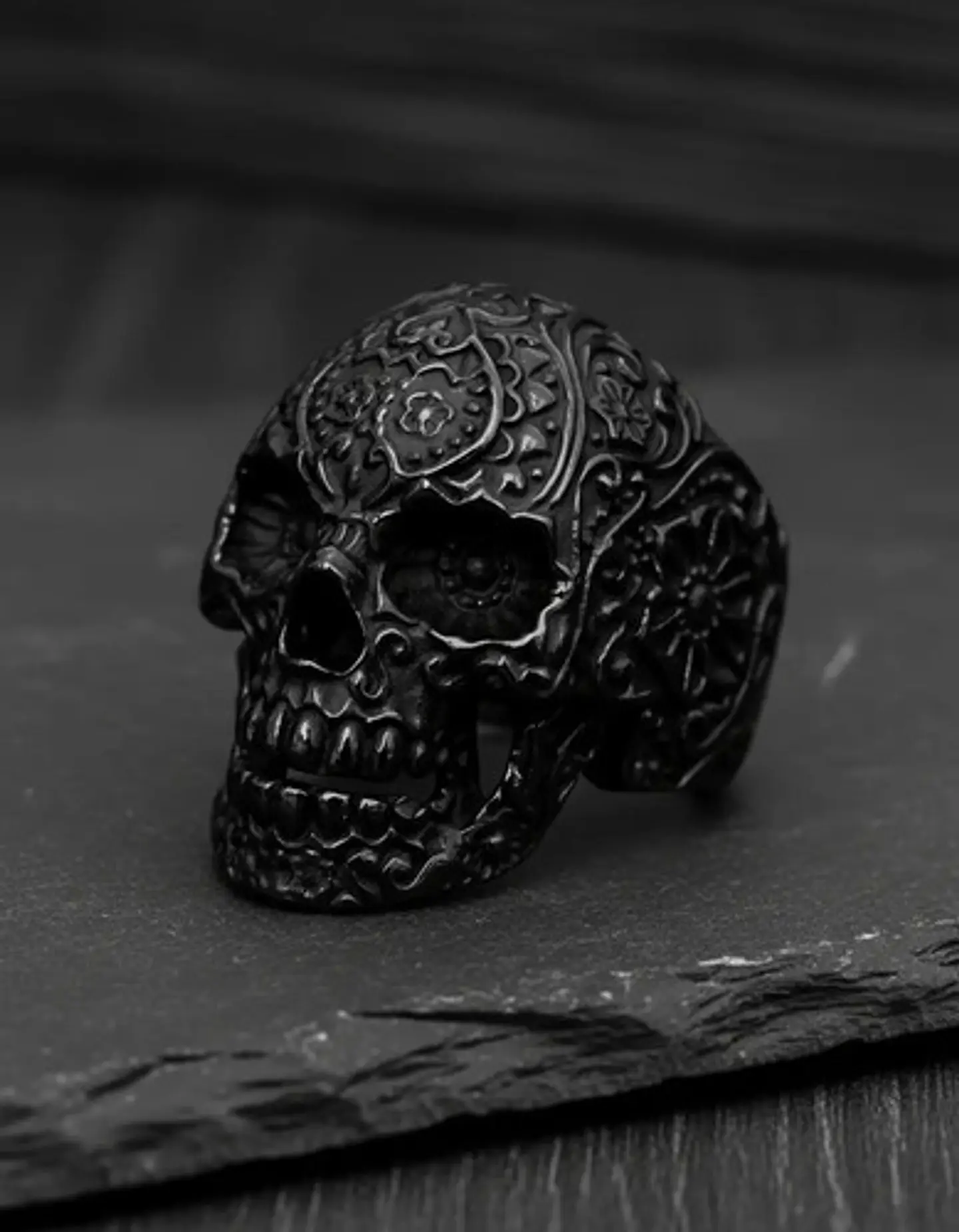 Anillo Hombre Forma De Cráneo Calavera Gótico Azul De Acero 14