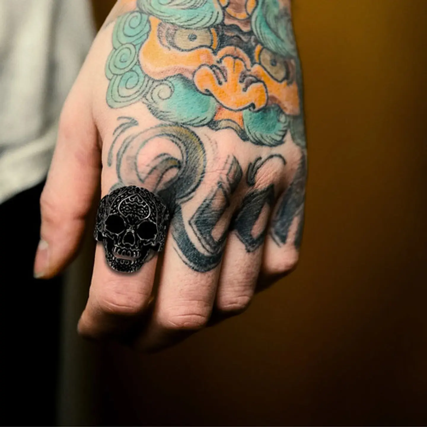 Anillo Hombre Forma De Cráneo Calavera Gótico Azul De Acero 16