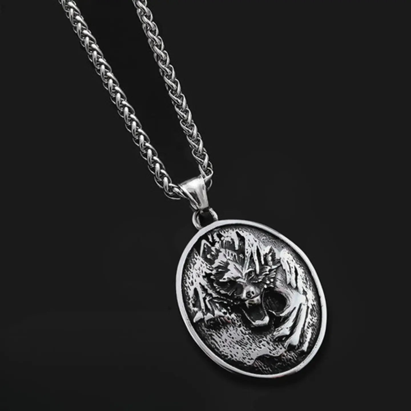 Collar Vikingo Lobo Runa Color Plata Acero Inoxidable Hombre 5