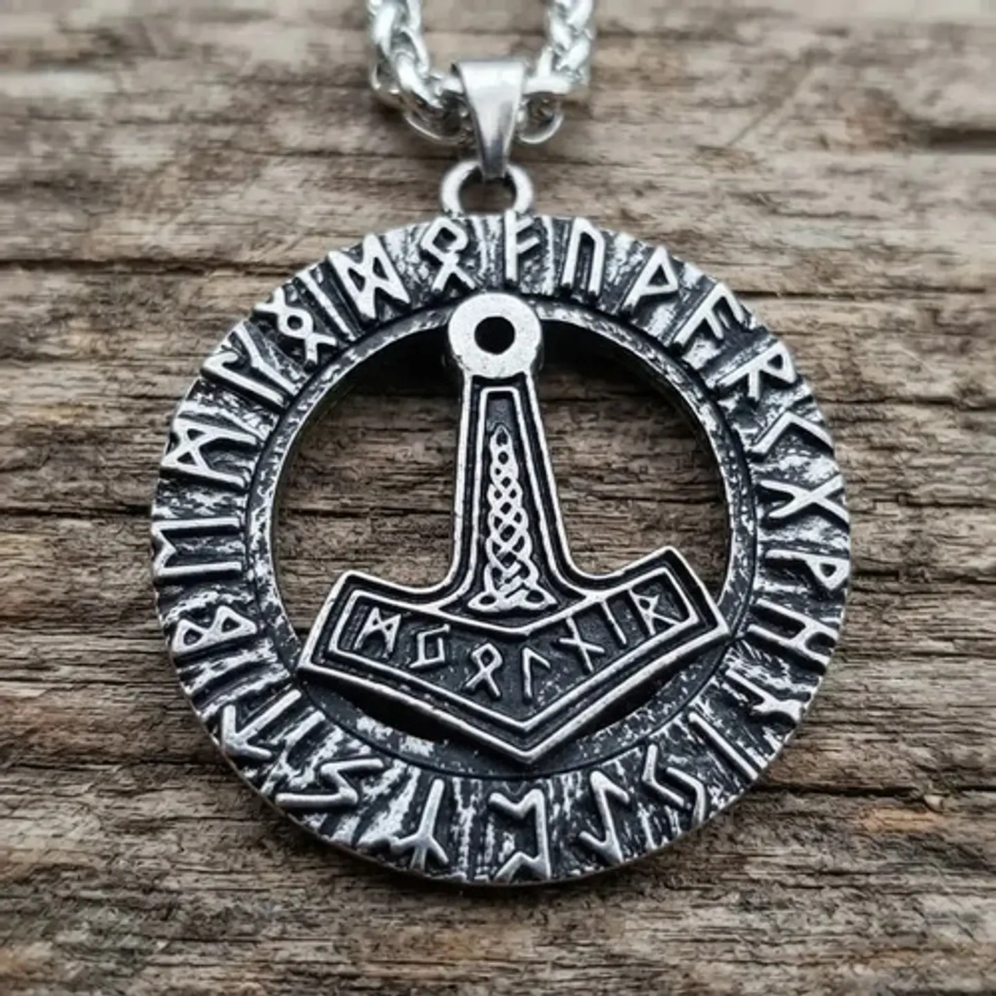 Collar Vikingo Para Hombre Mujer Dije Martillo Mjolnir Runas 4