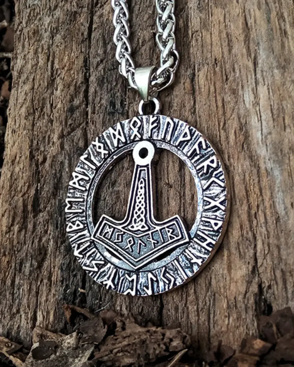Collar Vikingo Para Hombre Mujer Dije Martillo Mjolnir Runas 7