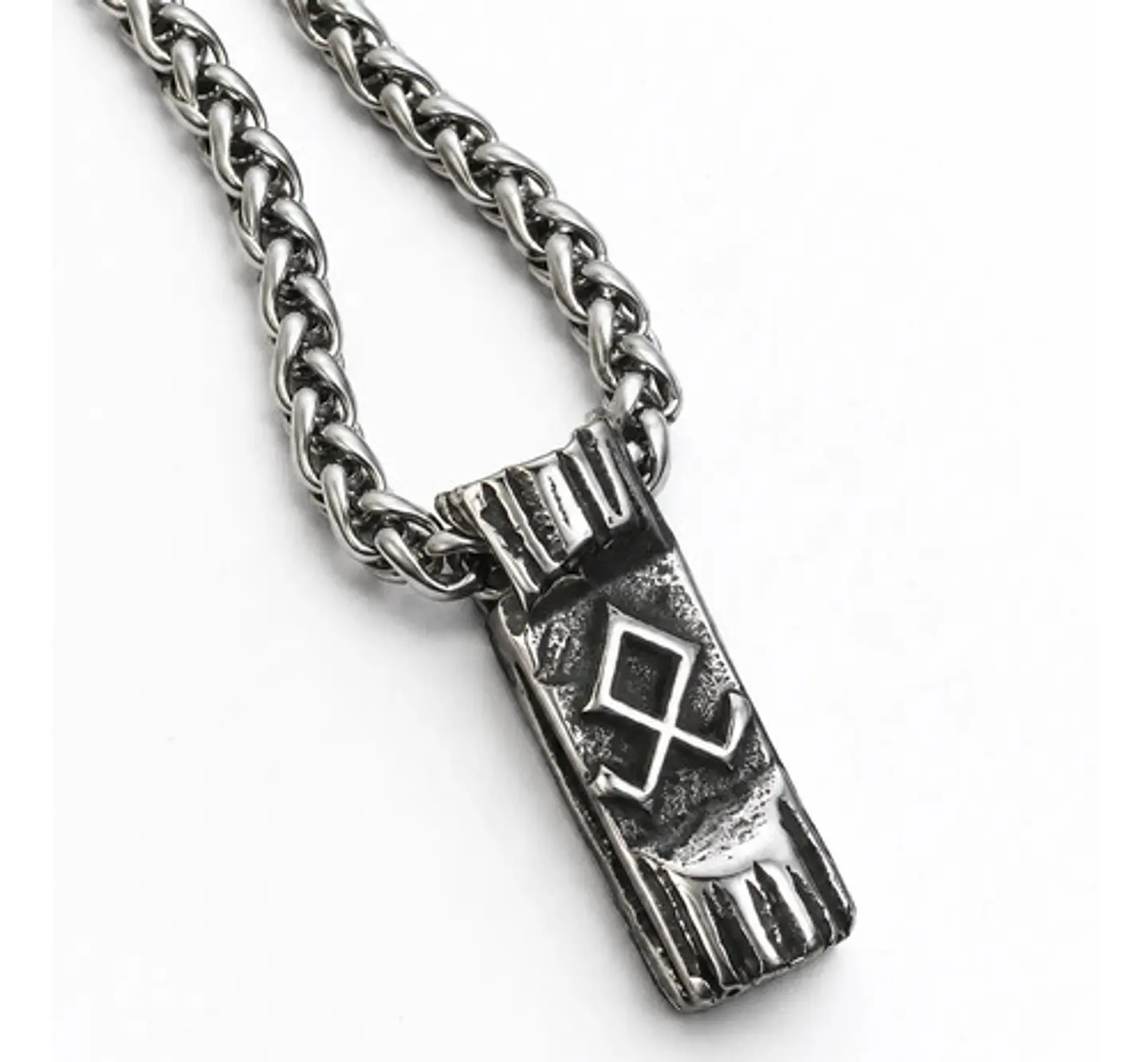 Collar Plateado Vikingo De Acero Para Hombre Dije Runa Odin 1