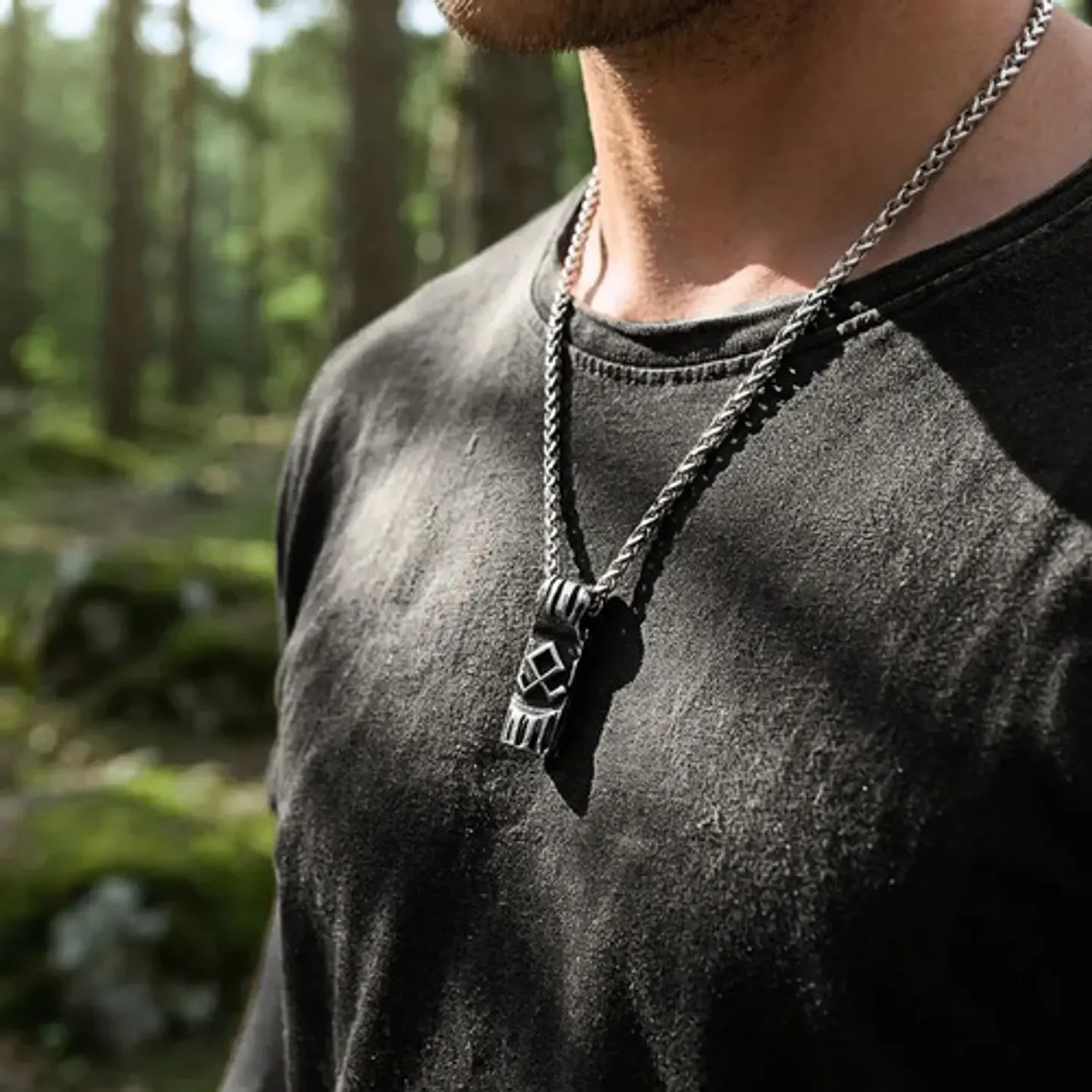 Collar Plateado Vikingo De Acero Para Hombre Dije Runa Odin 8