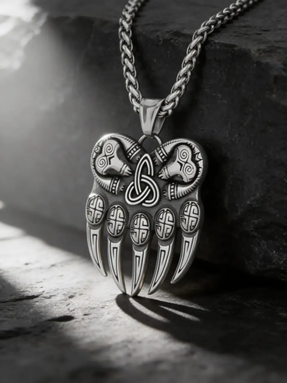 Collar Plateado Vikingo En Acero Para Hombre Dije Garra Oso 12