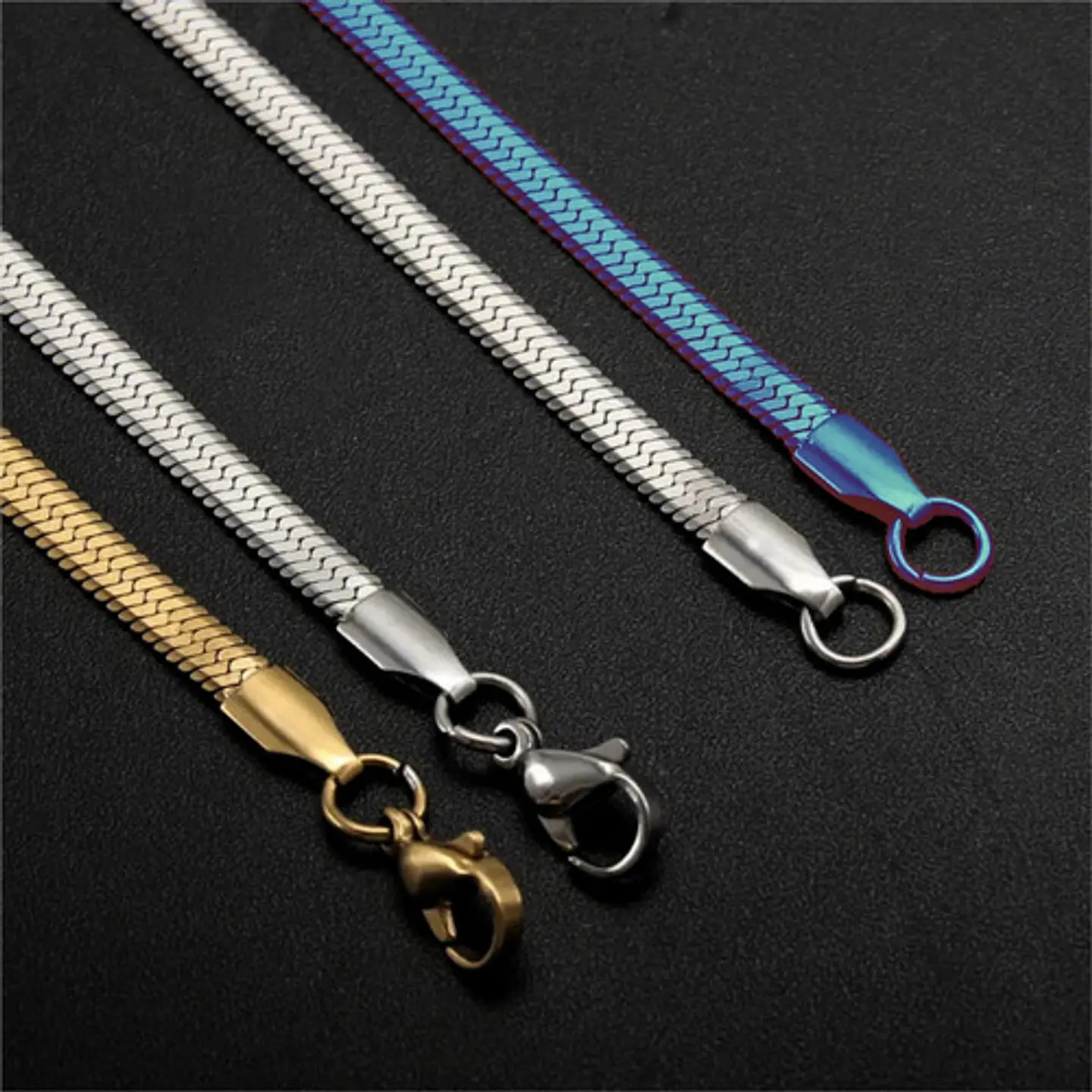 Cadena 50 Cm Serpiente 3mm Color Oro Acero Inoxidable Hombre 28