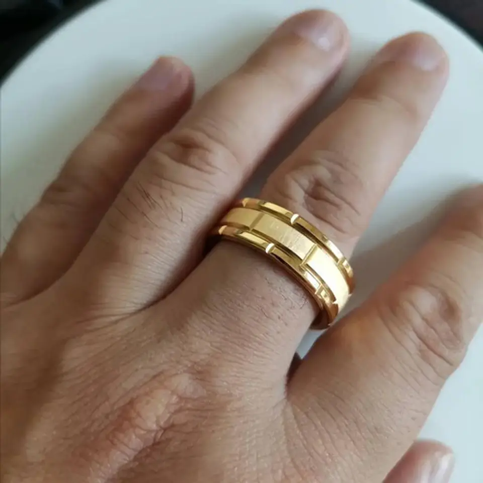 Anillo Argolla Color Oro Clásico Acero Inoxidable Hombre 3