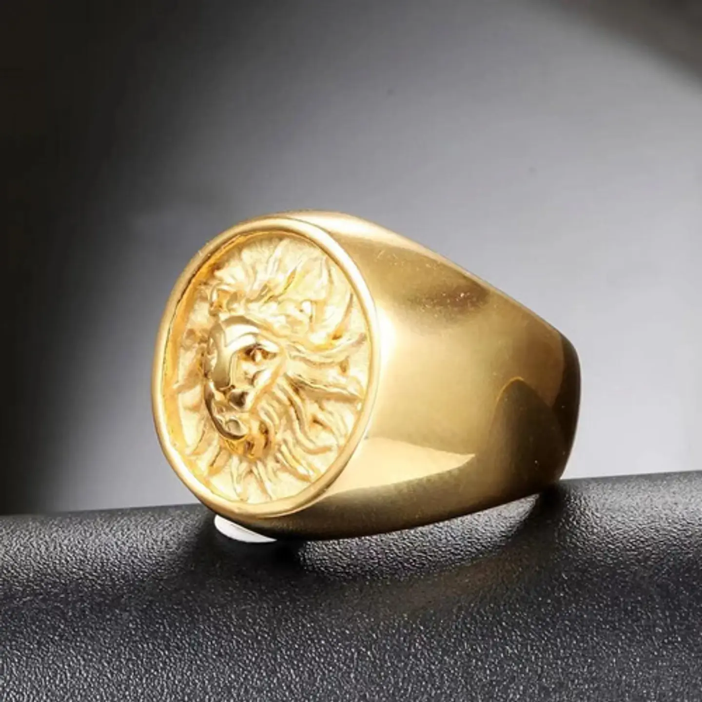Anillo Argolla Leon Biker Color Oro Acero Inoxidable Hombre 3