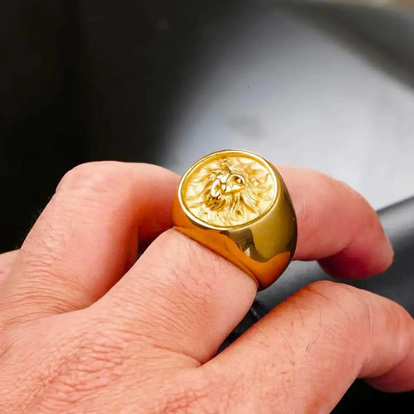 Anillo Argolla Leon Biker Color Oro Acero Inoxidable Hombre 8