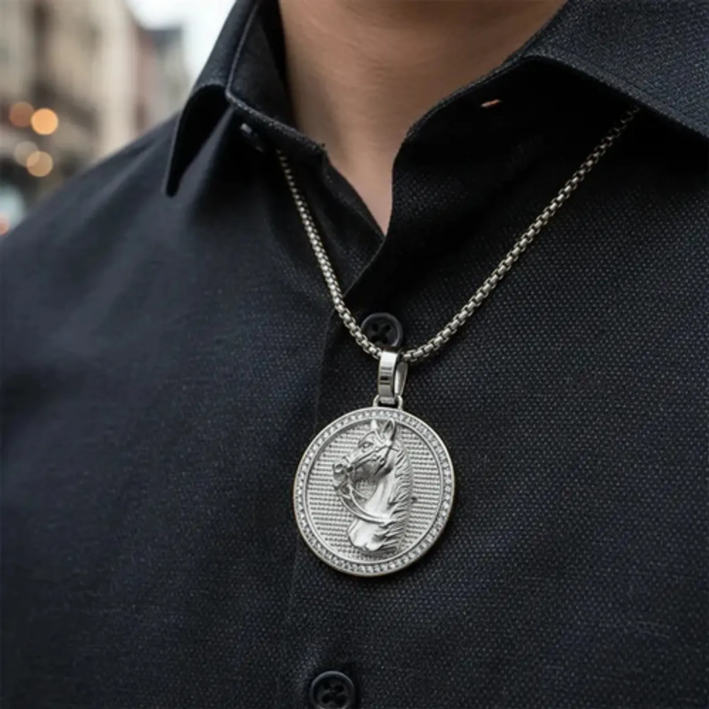 Collar En Acero Dorado Para Hombres Dije Caballo Piedras 13