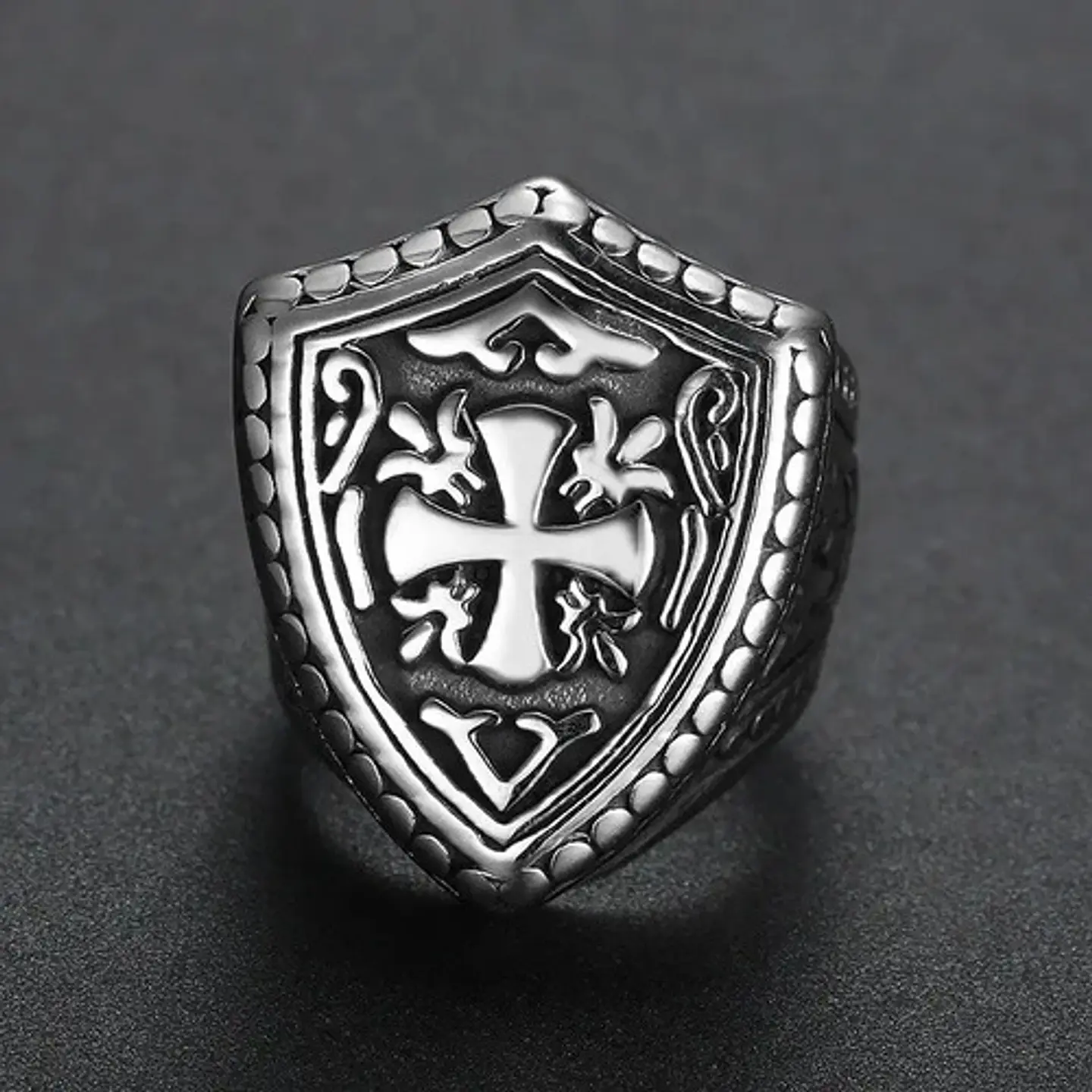 Anillo Escudo Cruz Color Plata Acero Inoxidable Para Hombre 4