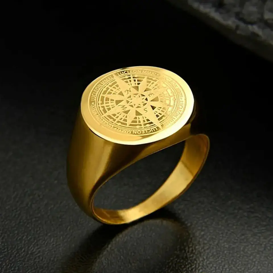 Anillo Argolla Brujula Color Oro Acero Inoxidable Hombre 2