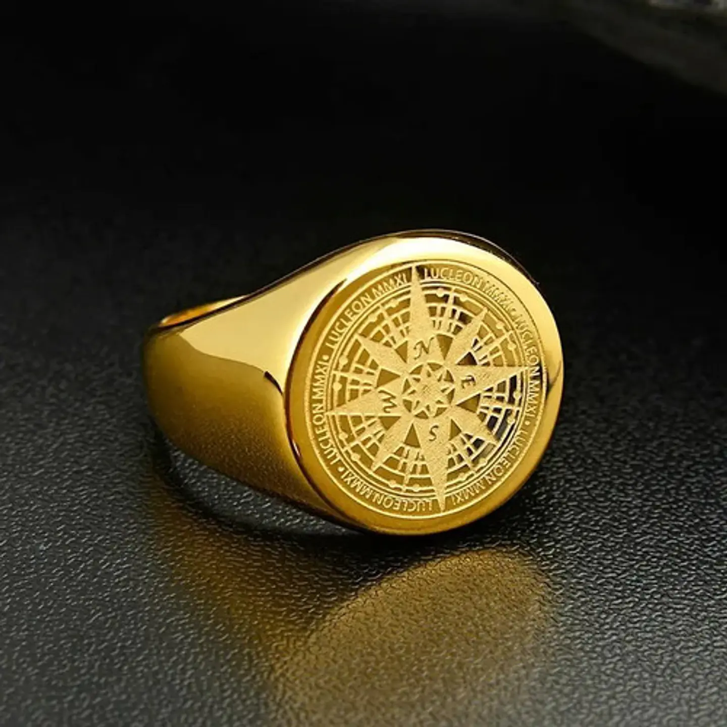 Anillo Argolla Brujula Color Oro Acero Inoxidable Hombre 3
