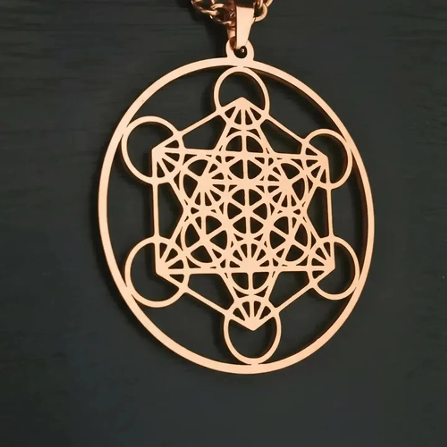 Collar De Acero Para Hombre Mujer Dije Cubo Metatrón Sagrado 17