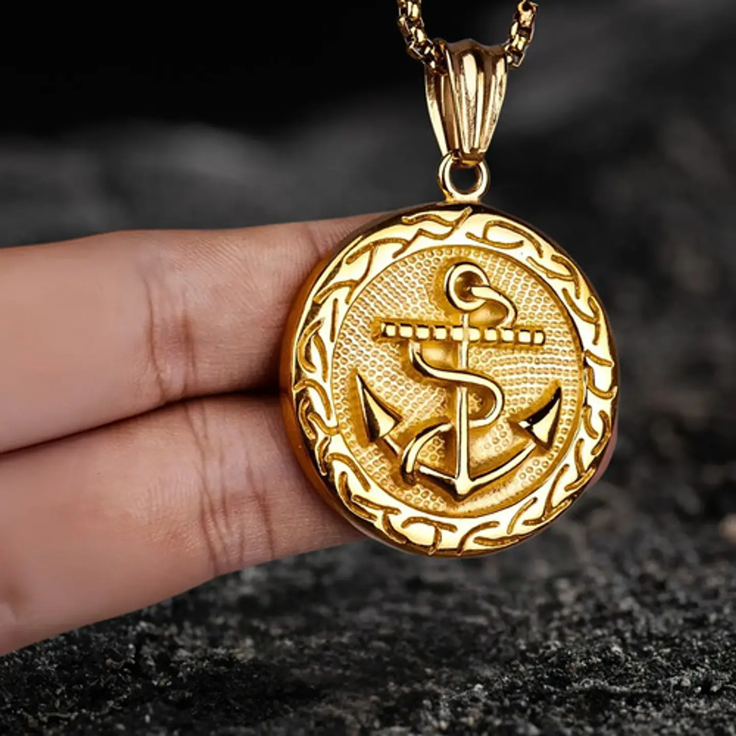 Collar Ancla Militar Marin Color Oro Acero Inoxidable Hombre 2