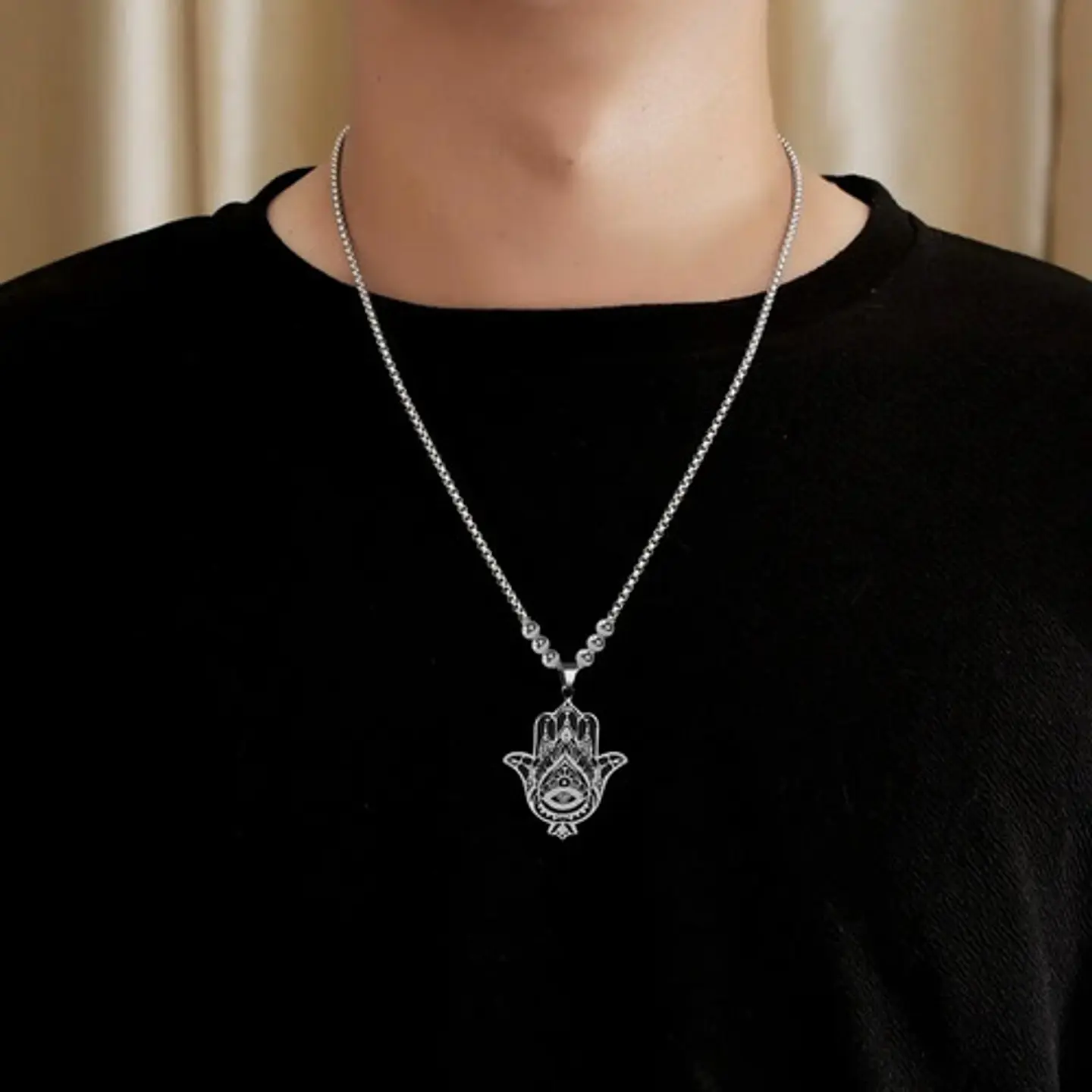 Collar Mano Hamsa Color Plata Acero Inoxidable Hombre Mujer 2