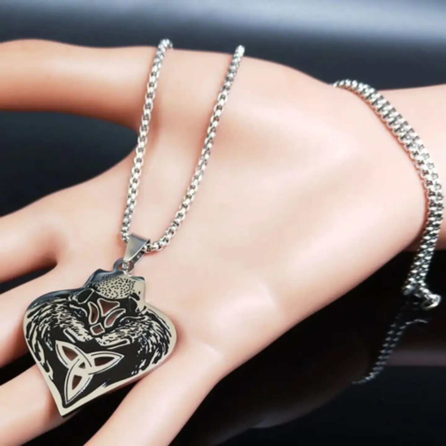 Collar Celta Lobo Color Plata Acero Inoxidable Hombre Mujer 4