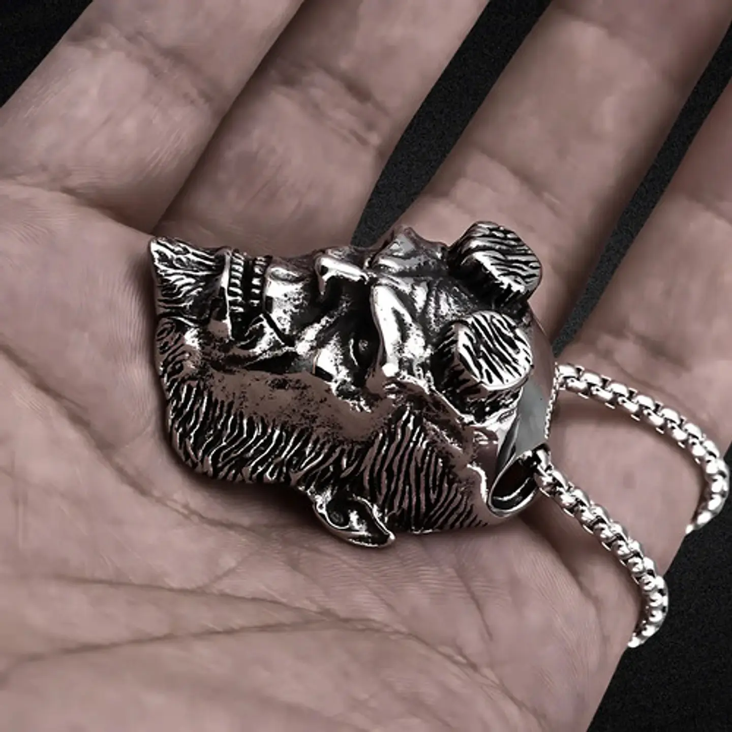 Collar Dije Hellboy Color Plata Acero Inoxidable Para Hombre Plateado 8