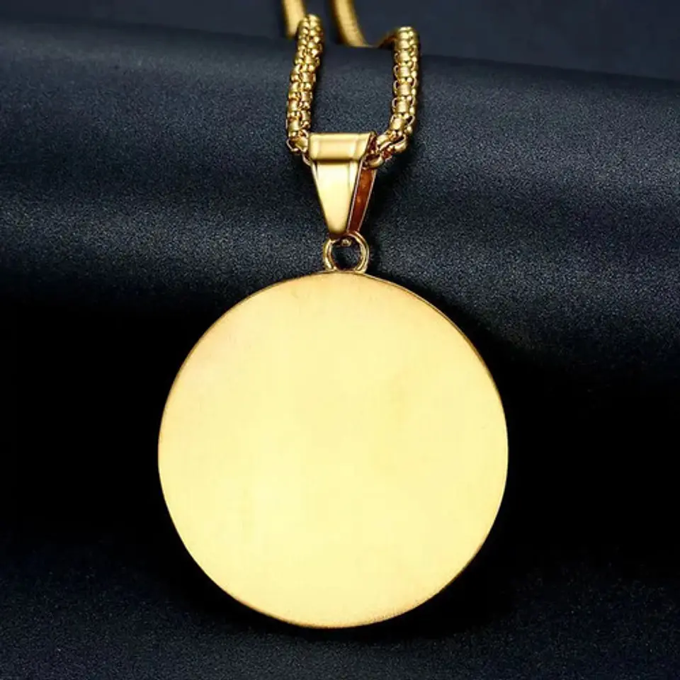 Collar Dije Cabeza Leon Color Oro Acero Inoxidable Hombre 4