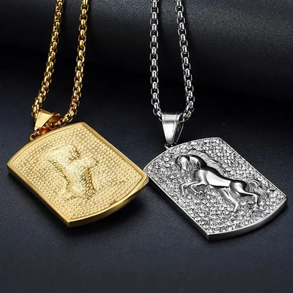 Collar Caballo Piedras Color Oro Acero Inoxidable Hombre 9