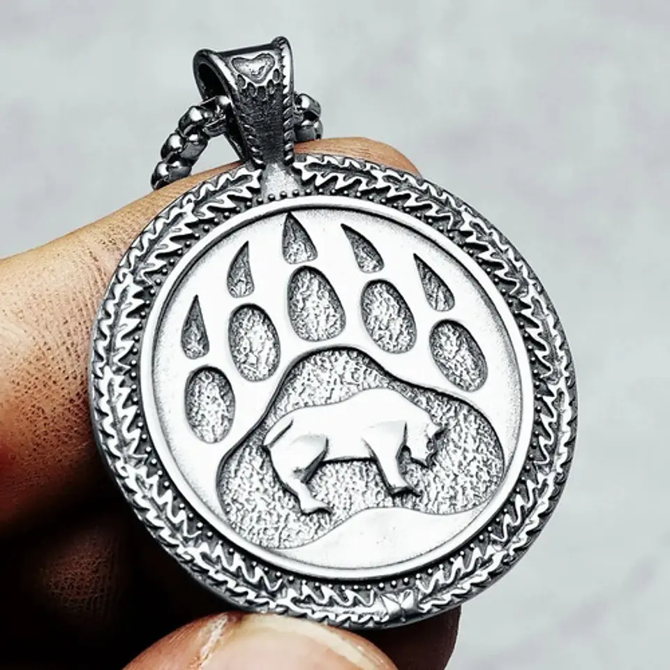 Collar Vikingo En Acero Para Hombre Dije Placa Oso Plateado 6