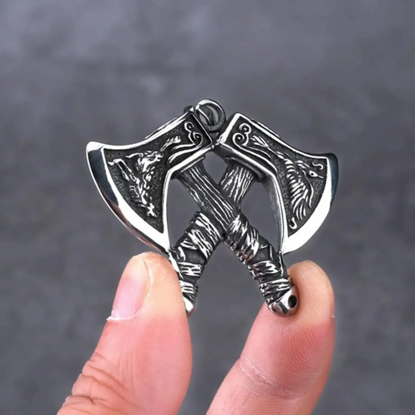 Collar Vikingo Color Plata En Acero Para Hombre Dije Hacha 6
