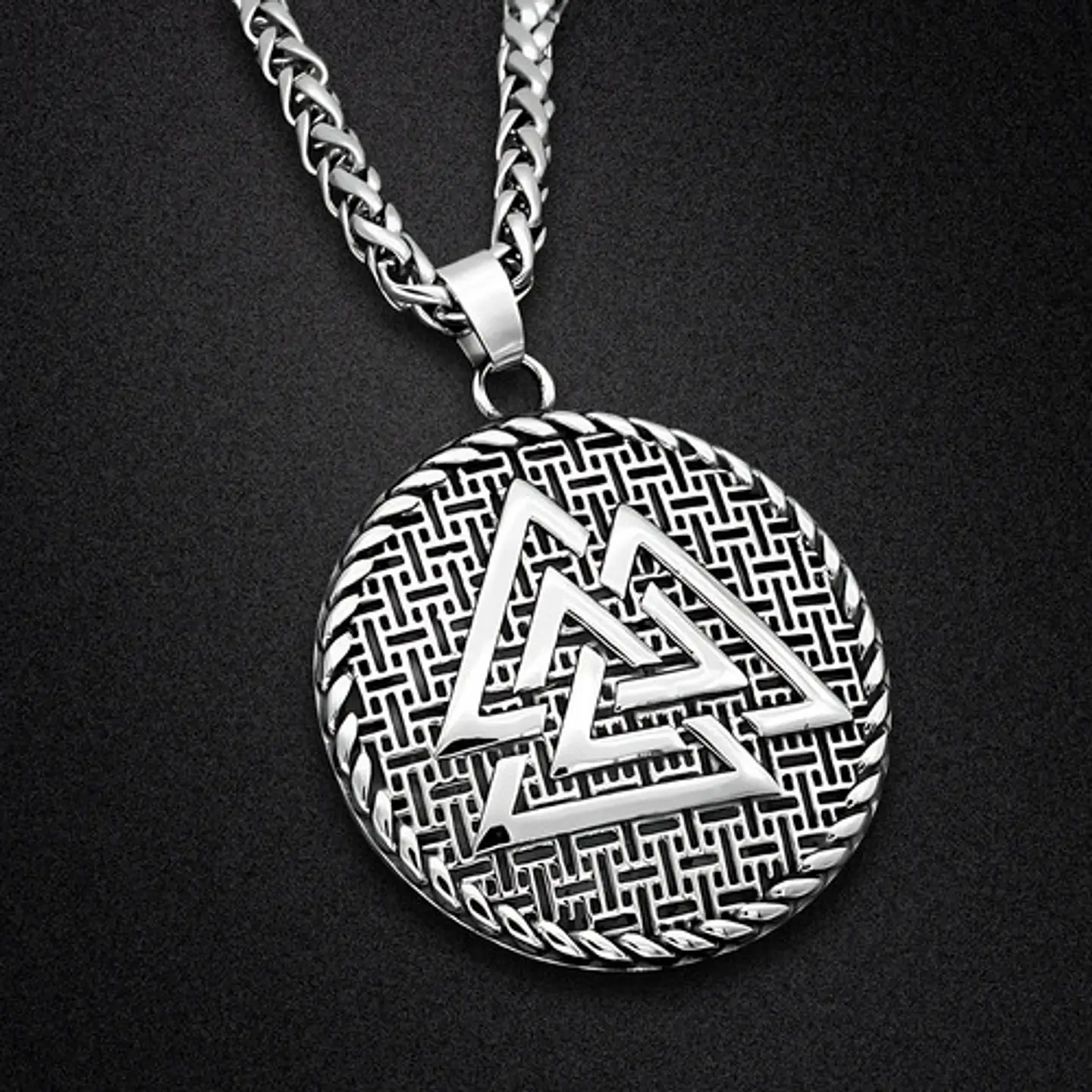 Collar Para Hombre Con Dije Vikingo Valknut Escudo Malla 6