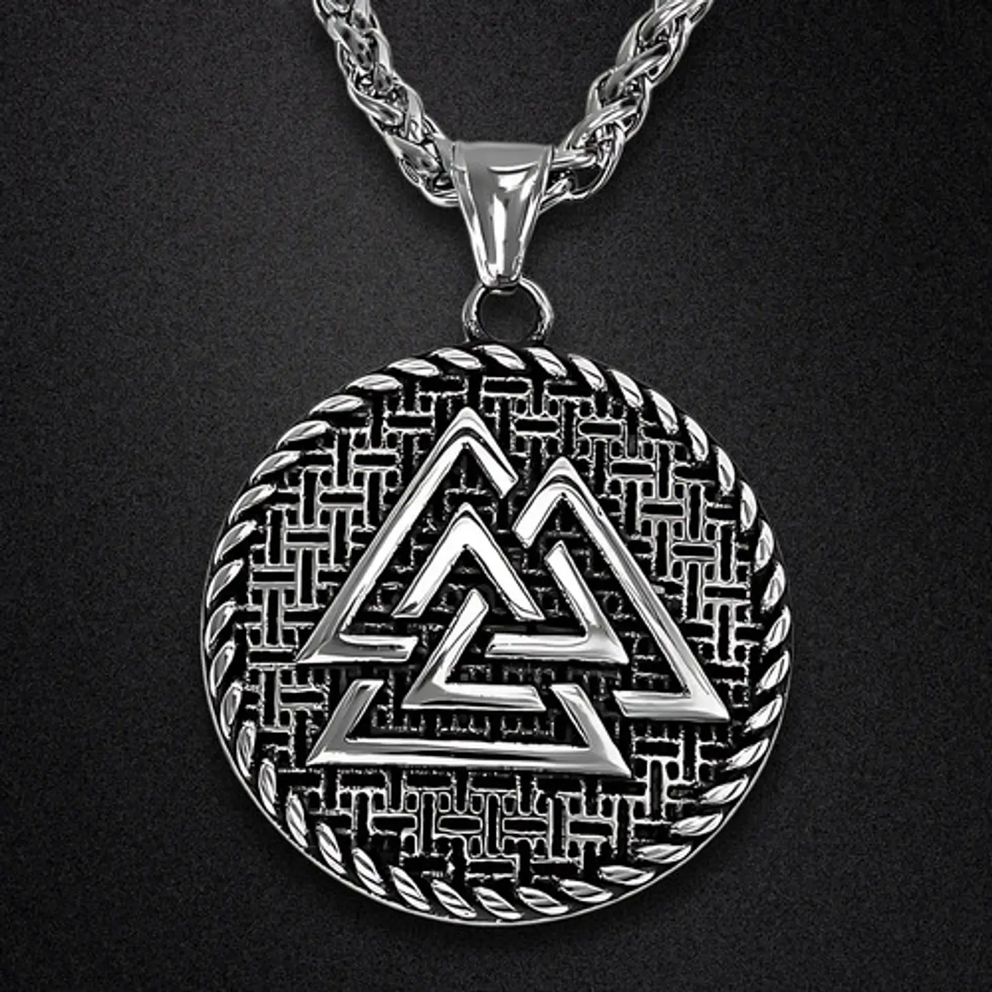 Collar Para Hombre Con Dije Vikingo Valknut Escudo Malla 8