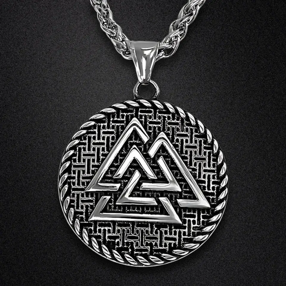 Collar Para Hombre Con Dije Vikingo Valknut Escudo Malla 8