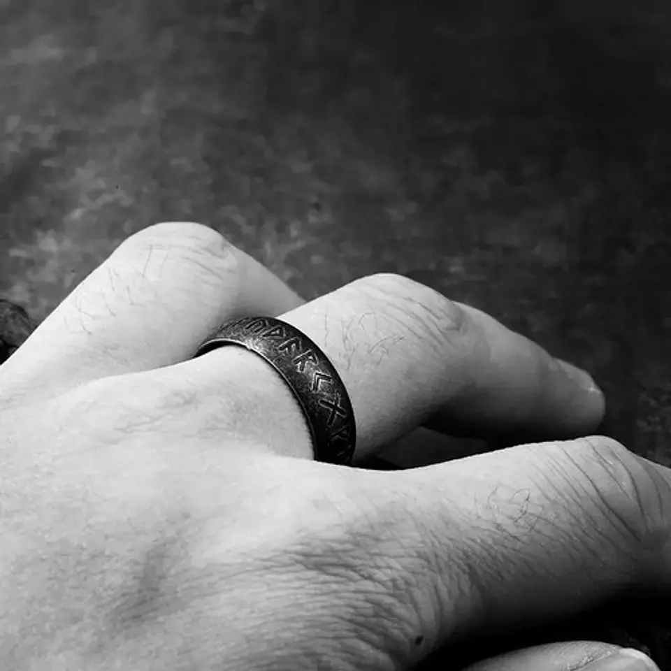 Anillo Clásico Vikingo Color Plata Acero Inoxidable Hombre 2