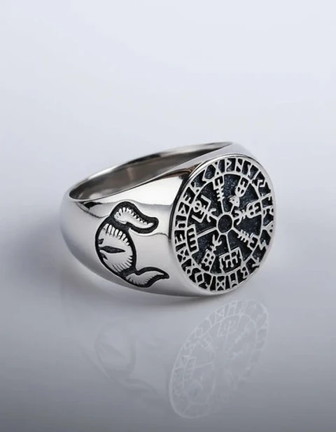 Anillo Para Hombres Vikingo Vegvisir Color Plata De Acero