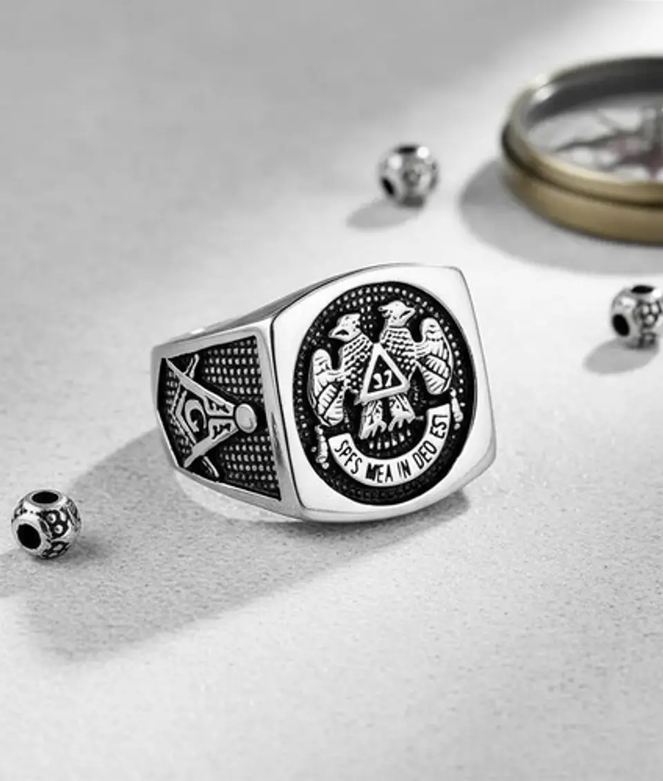 Anillo Color Plata Acero Inoxidable Mason 32 Aguila Hombre 4