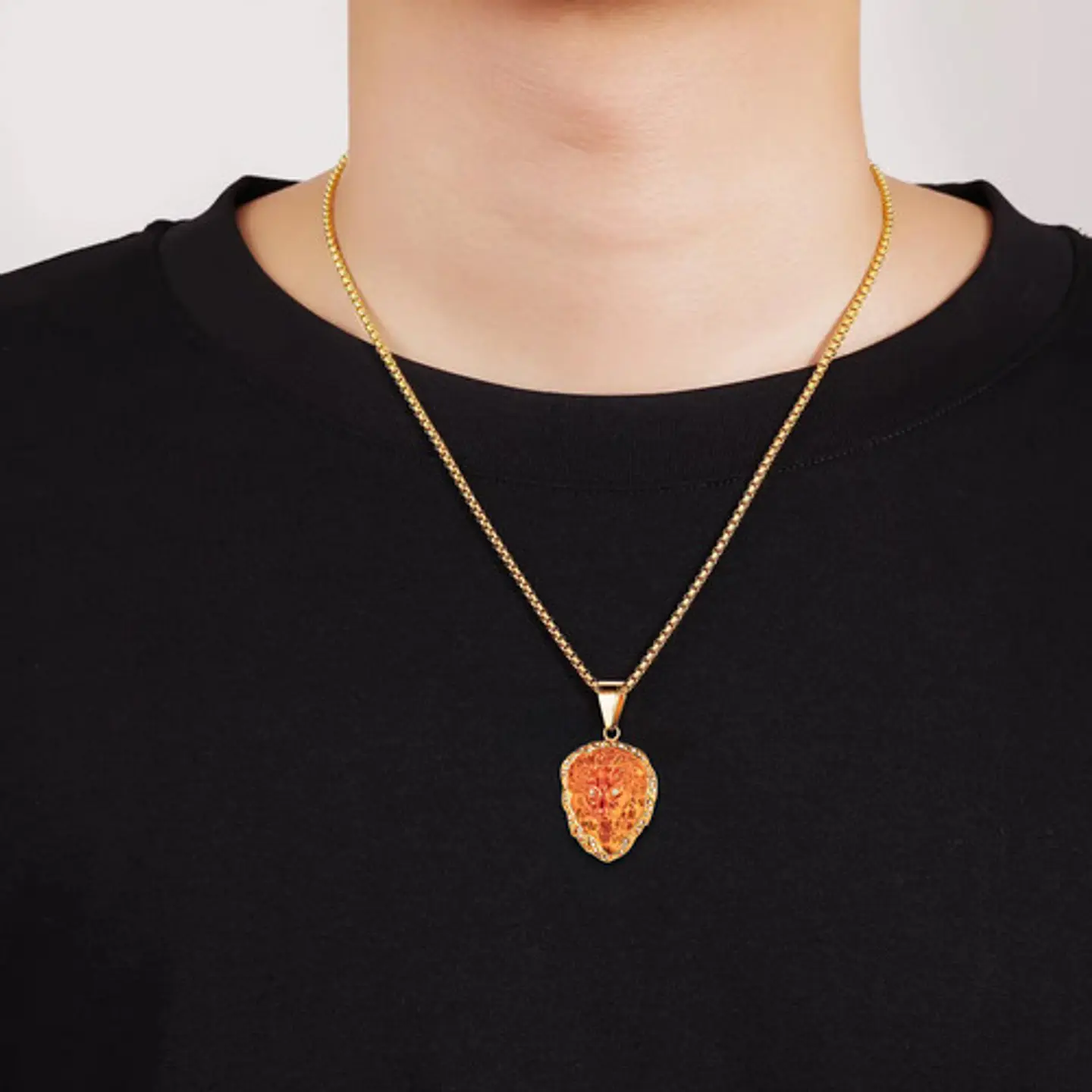 Collar Para Hombre Y Mujer Con Dije Cabeza León Cz Color Oro 3