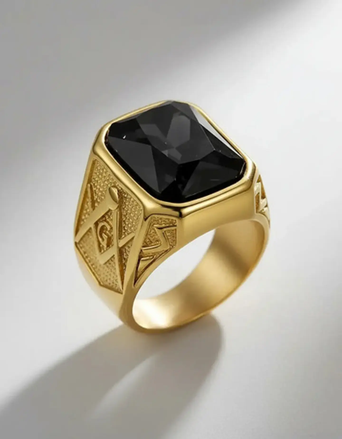 Anillo Para Hombre Masón Logia Con Piedra Cz Acero Color Oro 23