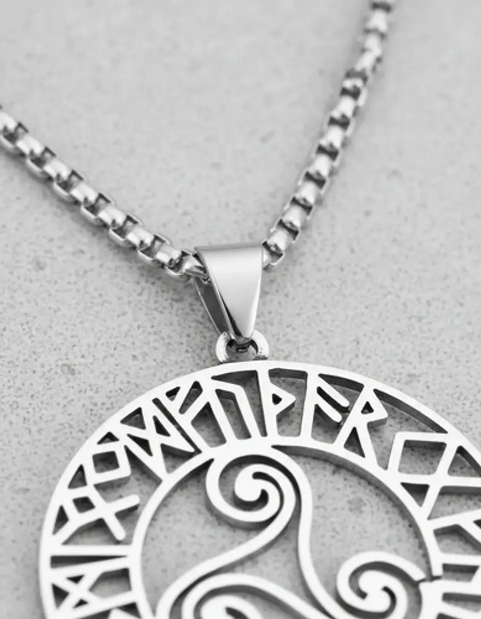 Collar Acero Inoxidable Color Plata Vórtice Vikingo Hombre Plateado 3