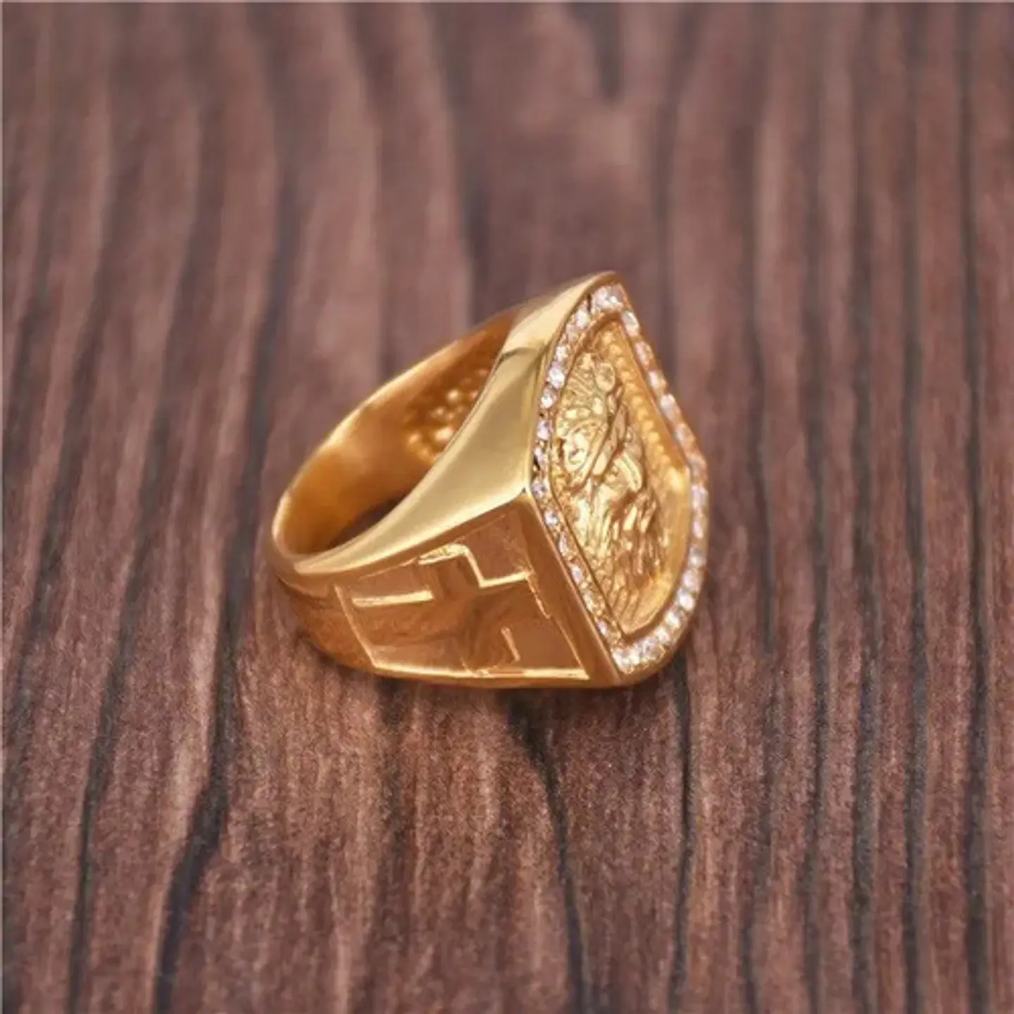 Anillo Color Oro Acero Inoxidable Jesucristo Piedras Hombre 2