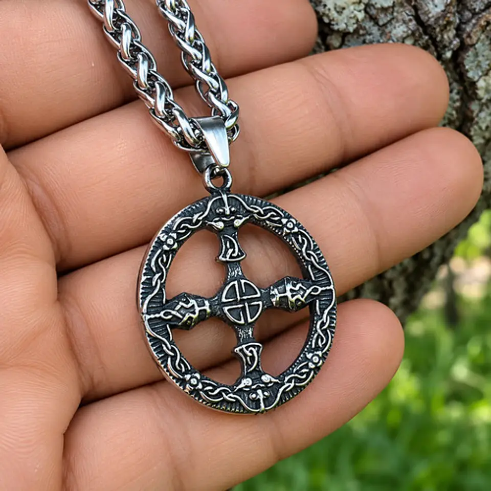 Collar Vikingo En Acero Para Hombre Dije Kolovrat Eslavo Sol 5