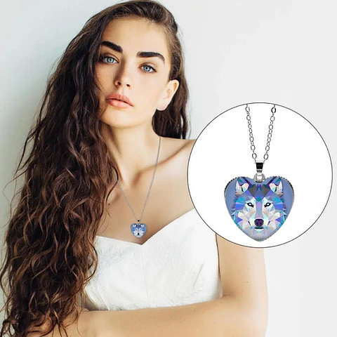 Collar Dije Cristal Corazón Galaxia Lobo Color Plata Mujer