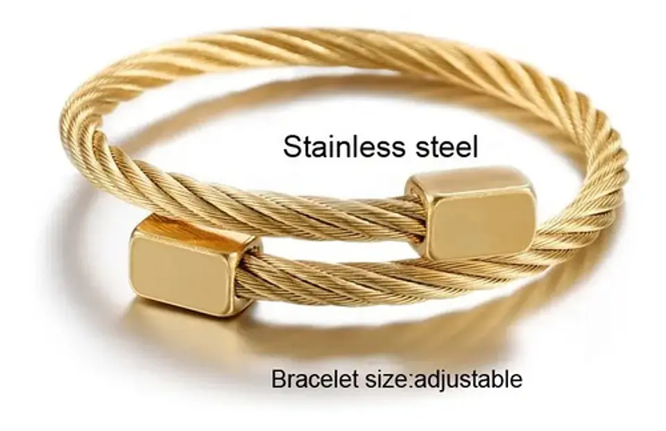 Pulsera Brazalete Tipo Guaya Ajustable Color Oro Para Hombre 2