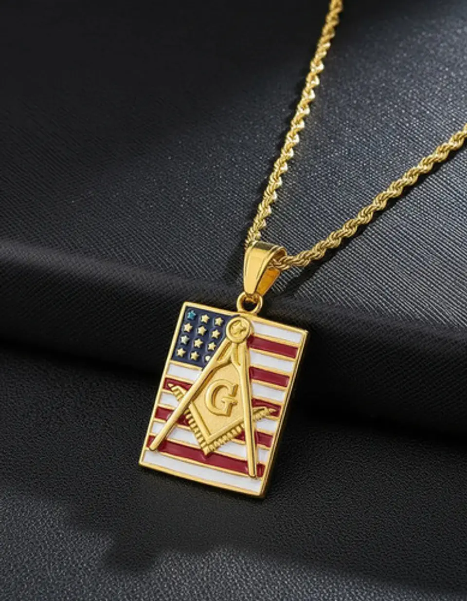 Collar Para Hombre Dije Escuadra Mason Ee.uu Acero Color Oro Dorado 8