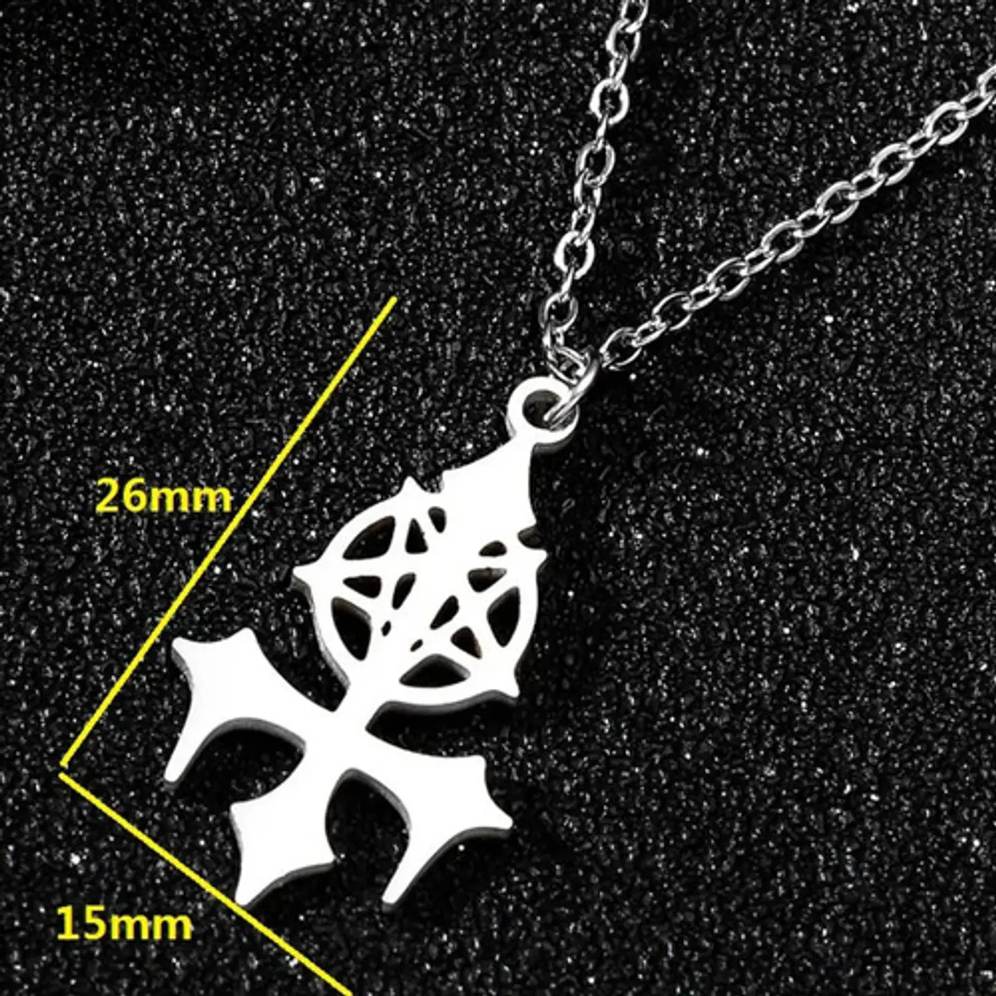 Collar Dije En Acero Inoxidable Cadena Color Plata Lucifer 2