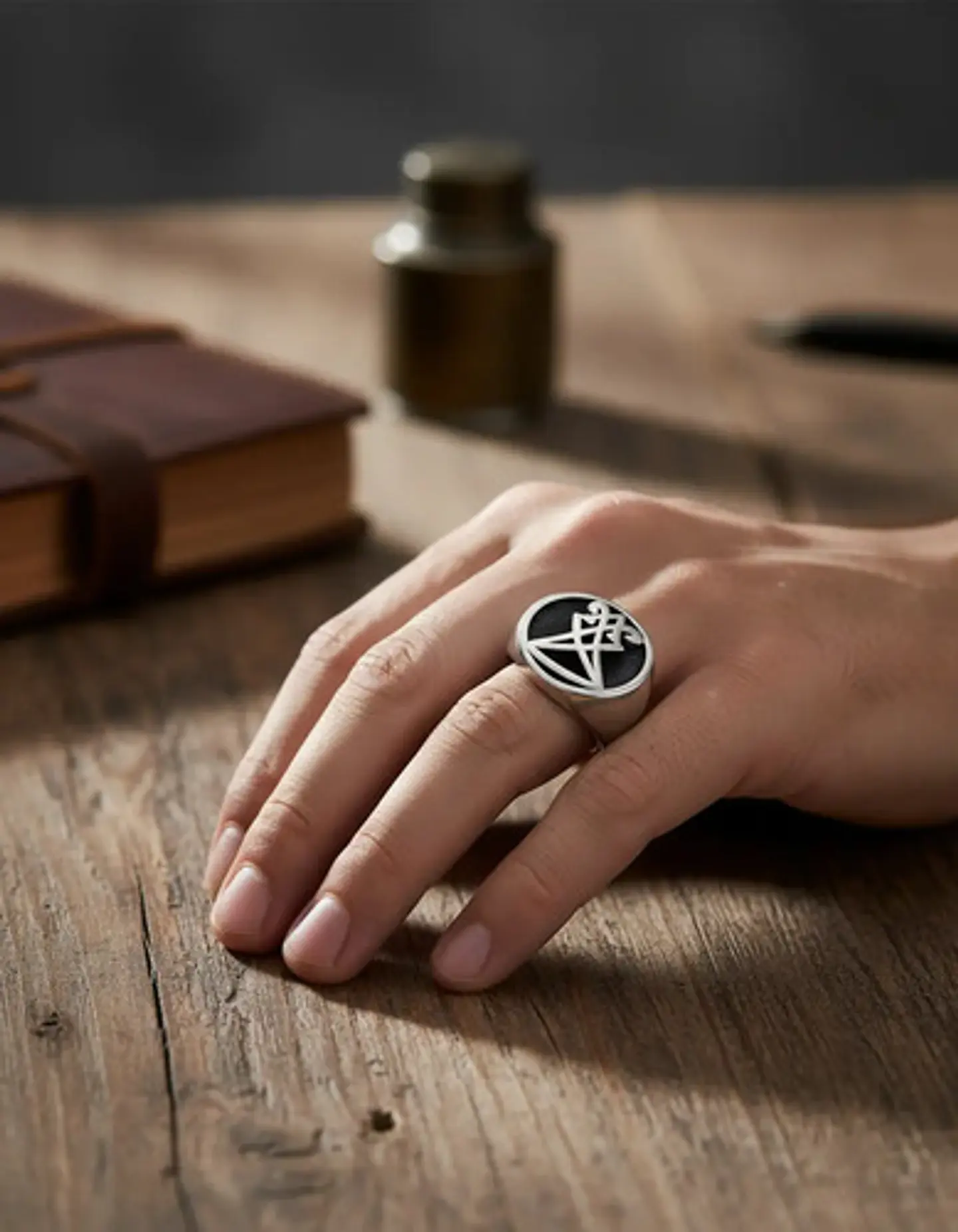 Anillo Color Plata Sello Sigil Acero Inoxidable Para Hombre 10