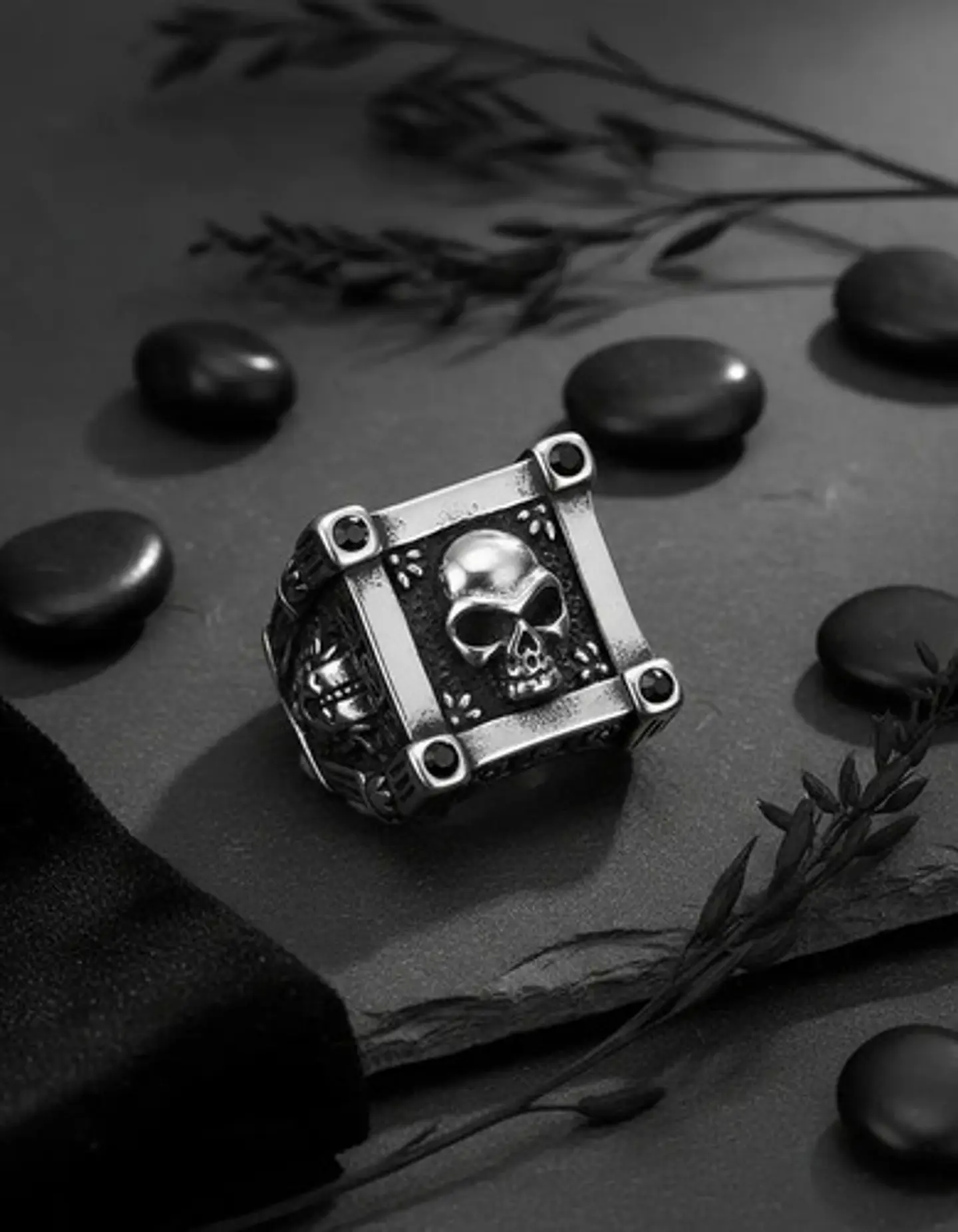 Anillo Grande Cráneo Color Plata Calavera Skull Para Hombre 10